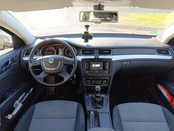 SKODA SUPERB COMBI 2.0TDi 4x4 ,, ELEGANCE " - 10