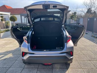 Toyota CHR Hybrid Selection - 10