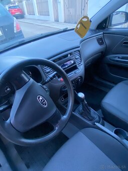 Predám Kia Rio 1,5 CRDI diesel - 10