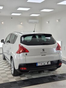 Peugeot 3008 Hybrid4 2.0 hdi TOP STAV - 10