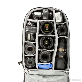 Nový kvalitný Fotokufor ThinkTankPhoto Airport Commuter - 10