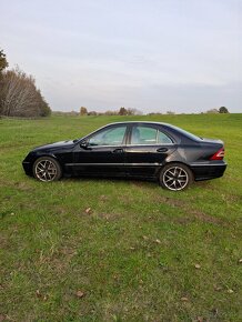 Predám Mercedes w 203 - 10