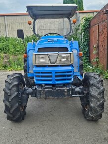 Predam silny traktor ISEKI 4x4 - 10