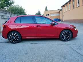 VW Golf 8  1.5 TGI DSG 7 - 10