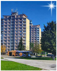 Sídlisko SNP / 3i byt BB / blízke CENTRUM / 69m2 + BALKÓNY - 10