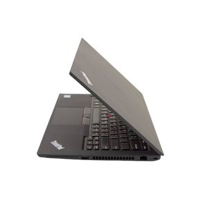 Lenovo ThinkPad T490 - 10