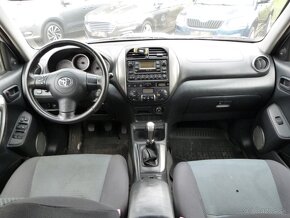 Toyota RAV4 2.0 D-4D 5D Terra - 10