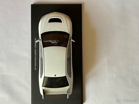 1:18 autoart mitsubishi lancer evo VIII - 10