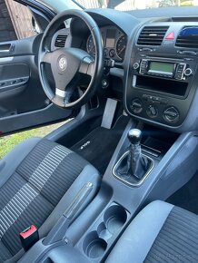 VOLKSWAGEN GOLF 5 benzin 160 tis km 2009 - 10