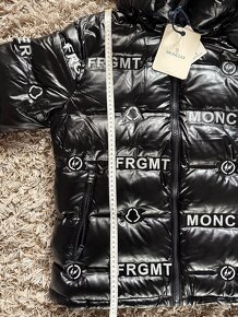 BUNDA MONCLER GENIUS X FRAGMENT DESIGN MAYCONNE - 10