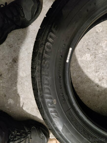 Bridgestone 215/60 R16 - 10