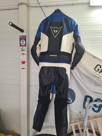 Dainese kombinéza, obuv, chrániče - 10