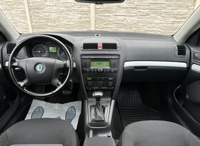 Škoda Octavia 1.9 TDI Combi Elegance DSG - Bez Dpf - 10