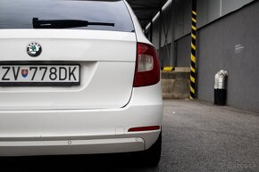 Škoda Superb Combi 2.0 TDI - 10