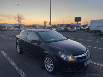 Opel ASTRA GTC - 10