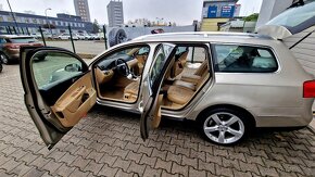 Volswagen Passat Variant 2.0tdi Highline DSG - 10