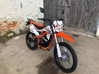 Cestné enduro DEFENDER 250 cm3 - kolesá 21/18 + Štartér - 10