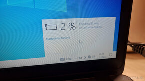 15palcový HP notebook - nový SSD, škaredší 15palcový HP note - 10