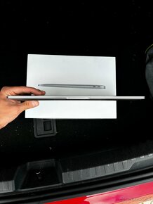 MacBook Air M1 16GB - 10