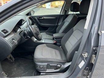 Volkswagen Passat 2.0 TDi DSG B7 - 10