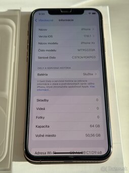 iPhone Xs, Gold, 64GB - 10