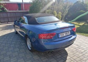 Prodám Audi A5 cabriolet 2.0Tdi 125kW - 10