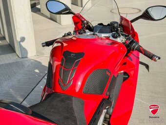 DUCATI PANIGALE V4 - 10