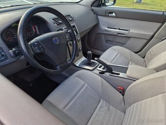 Volvo V50 1.6D - 10