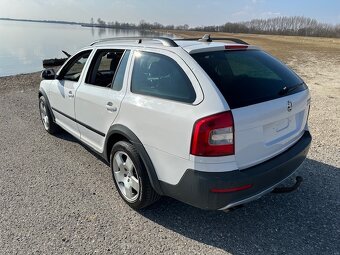 skoda octavia scout - 10