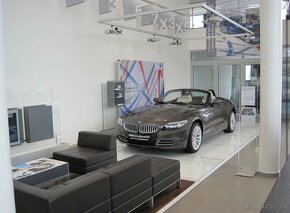 PREDAME SHOWROOM BMW V BB O C.ROZLOHE 6920M2 - 10