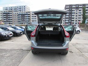 Volvo XC60 D5 (158kW) AWD Ocean Race Geartronic - 10