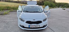 Kia Ceed SW 2013 1.6 benzin M6 - 10