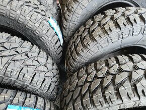 Pneumatiky 235/75 R15 , 245/75 R16 MTecka originál - 10