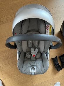 Autosedačka Cybex Cloud Z i-size Koi a Cybex Base Z - 10