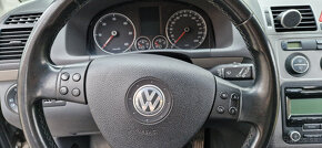 VW Touran 1.9 TDI, 77kW, r.v. 2009 - 10