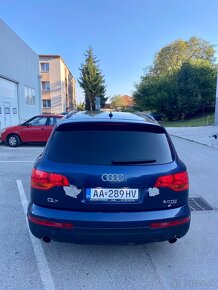 AUDI Q7 - 10