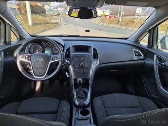 Opel Astra Sport Tourer ST 1.7 CDTI ECOTEC 130k - 10