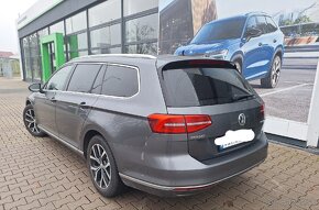 Wolkswagen-passat-variant-2.0-tdi-highline-bluemotion - 10