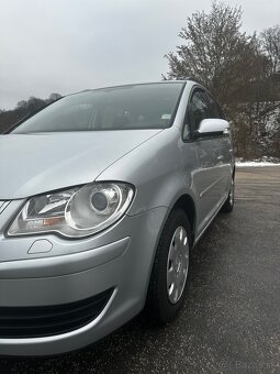 VOLKSWAGEN TOURAN 1.9 tdi 2008 - 10