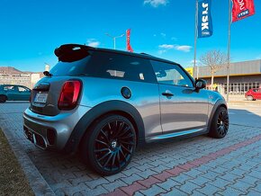 Mini Cooper John Cooper Works - 10