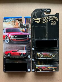 Hot Wheels - 10