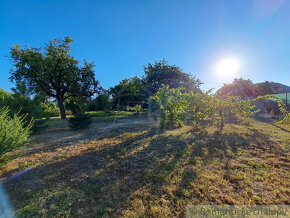 Nová cena - Rodinný dom s pozemkom 1325m2 v obci Vinodol - - 10