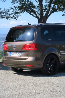 Volkswagen Touran 2,0 TDI 125kw - 10