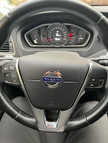 Volvo V40 Cross Country D3 2.0 - 10