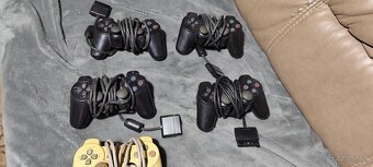 Playstation 2 - 10