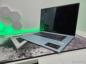 16" OLED Acer Swift Edge Ultraľahký ultrabook - 10