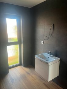 Na predaj luxusná 5-izb. novostavba, Horný Vadičov, 1082m2. - 10