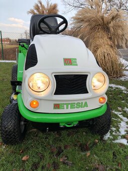 Etesia Zahradní traktor traktůrek sekačka Etesia Briggs - 10