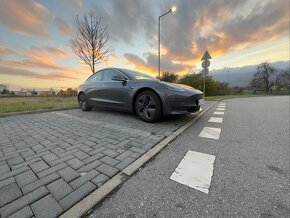 Tesla model 3 AWD Long Range 76 kWh 2020 - 10