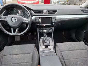 ŠKODA SUPERB COMBI 2.0 TDi r.v. 2016 - 10